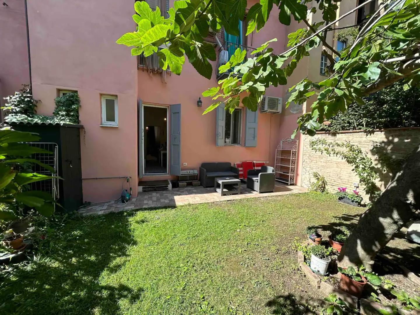 Apartmán Oasis In The Centre Of Boloňa Exteriér fotografie